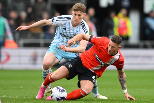 作为当代足 作为当代足