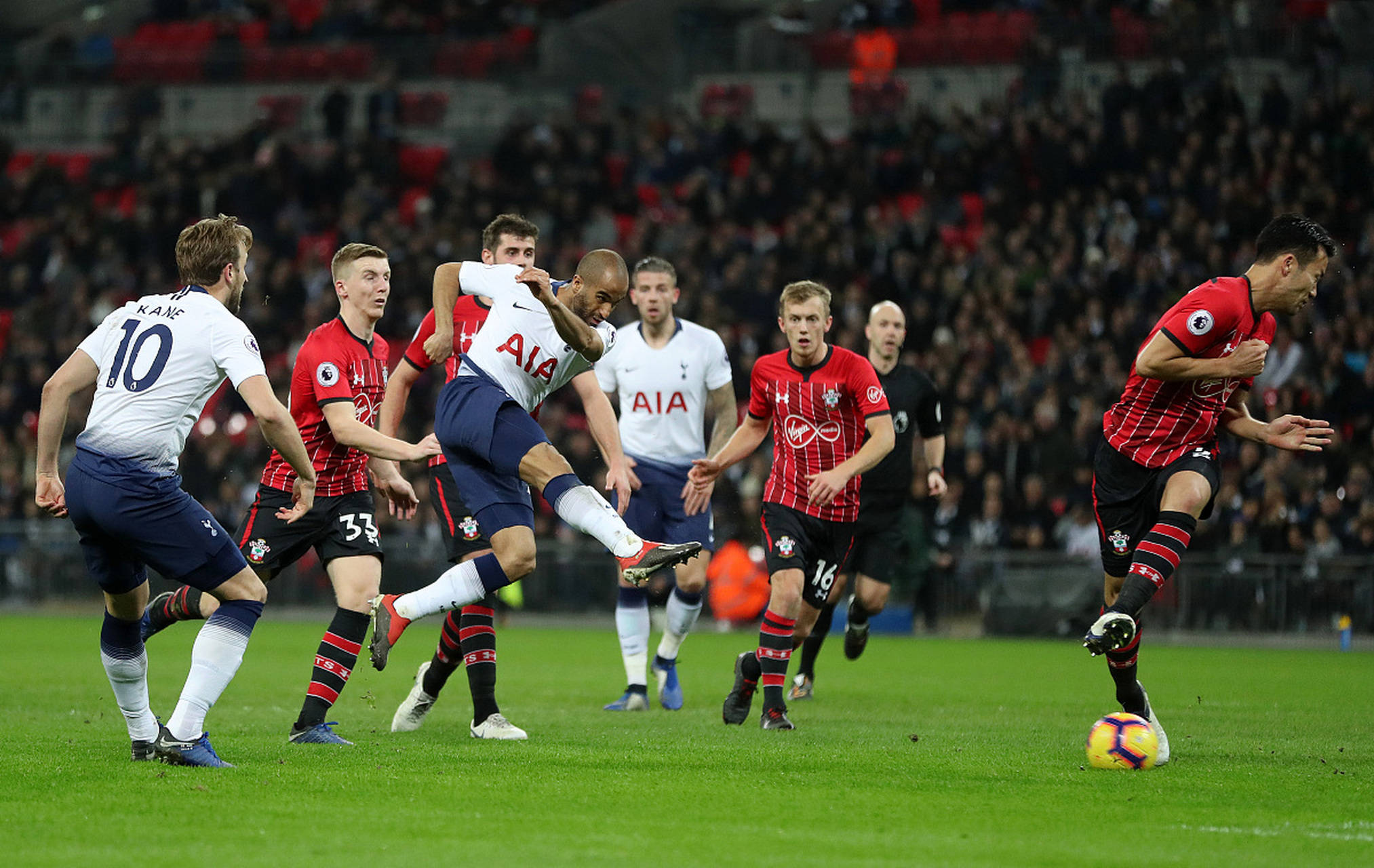 梅西狂轰 梅西狂轰